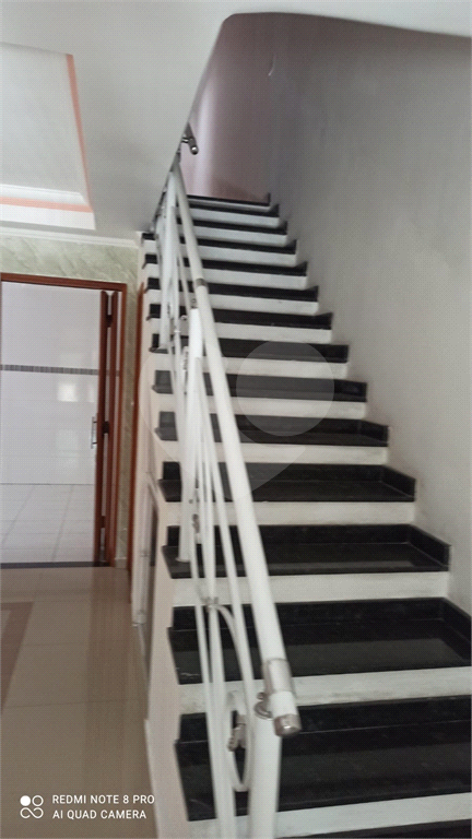 Amplo sobrado Isolado