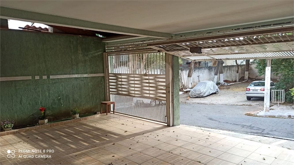 Amplo sobrado Isolado