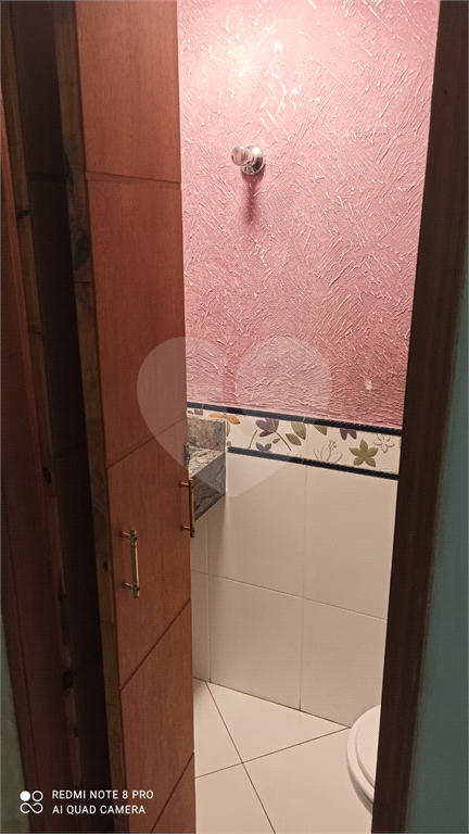 Amplo sobrado Isolado