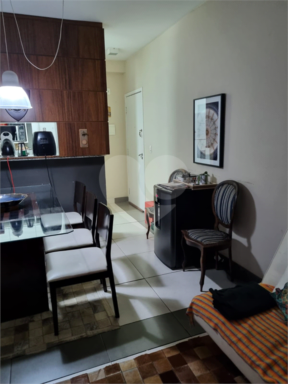 APARTAMENTO em LAPA