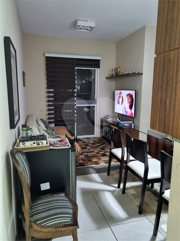 APARTAMENTO em LAPA