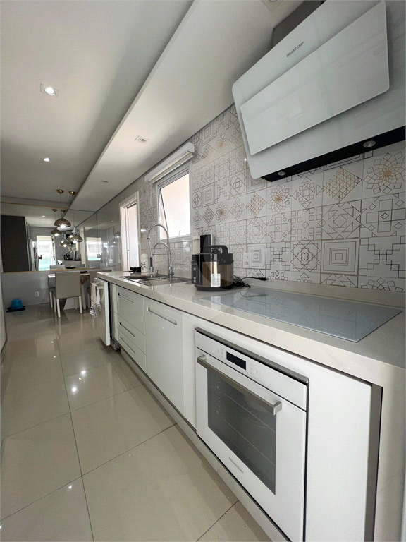 Excelente Apartamento  197m² de alto padrão (PORTEIRA FECHADA) 