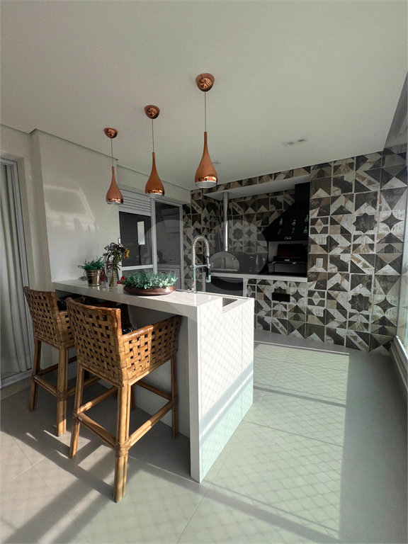 Excelente Apartamento  197m² de alto padrão (PORTEIRA FECHADA) 