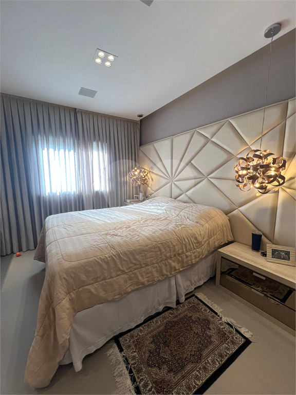 Excelente Apartamento  197m² de alto padrão (PORTEIRA FECHADA) 