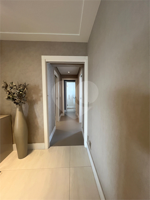Excelente Apartamento  197m² de alto padrão (PORTEIRA FECHADA) 