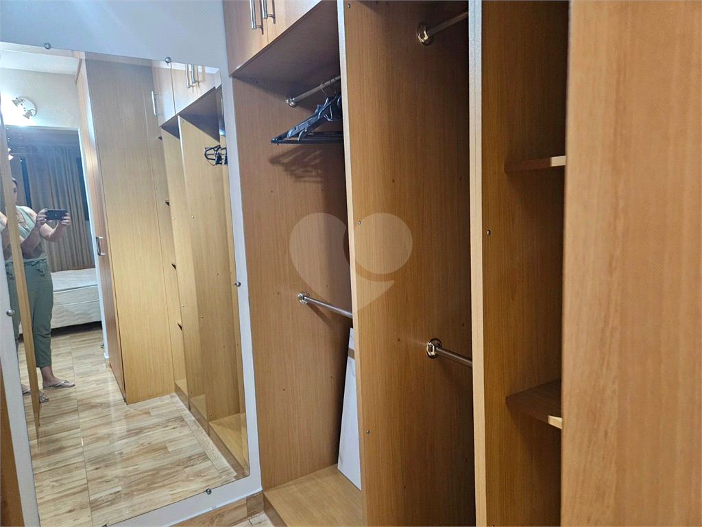 APARTAMENTO em VILA PRUDENTE