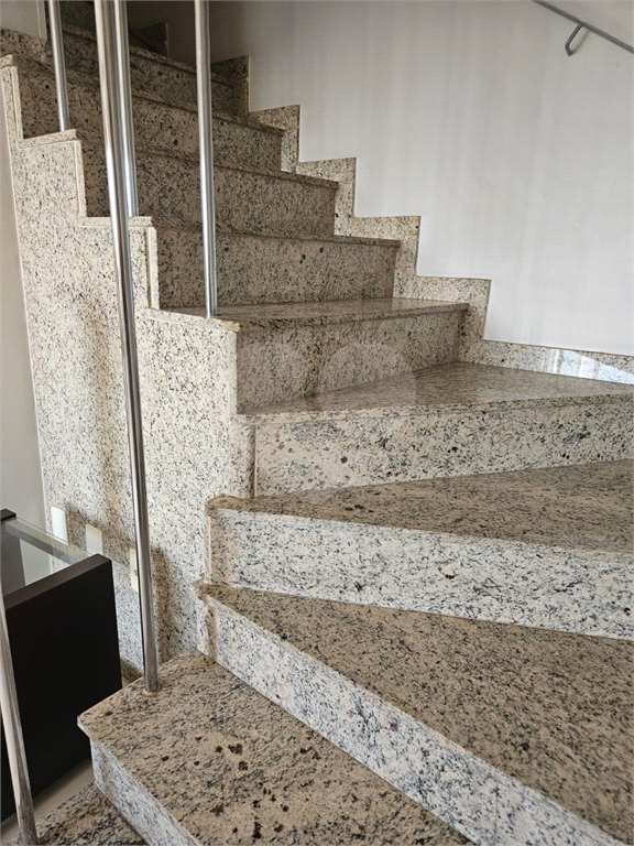 APARTAMENTO em VILA PRUDENTE