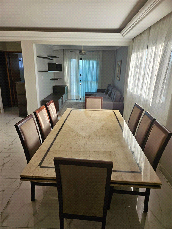APARTAMENTO em VILA PRUDENTE
