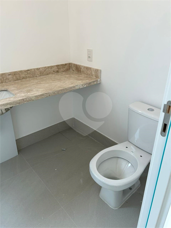 APARTAMENTO em SANTO AMARO