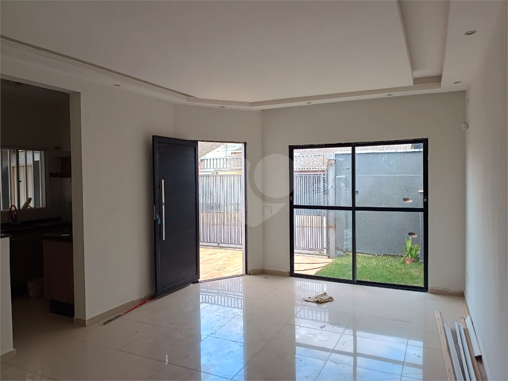 Casa à venda com 3 quartos, 100m² - Foto 21