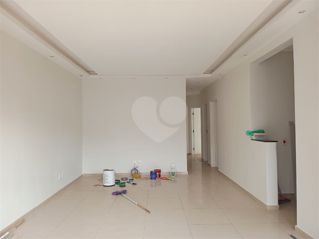 Casa à venda com 3 quartos, 100m² - Foto 4