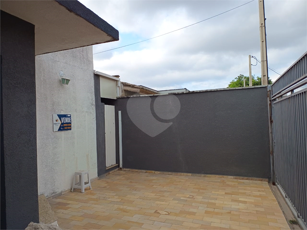 Casa à venda com 3 quartos, 100m² - Foto 34