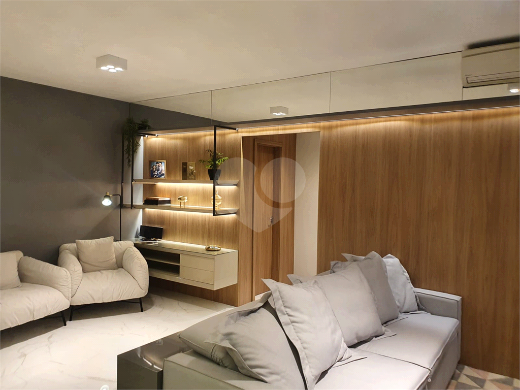 Apartamento à venda com 3 quartos, 120m² - Foto 12