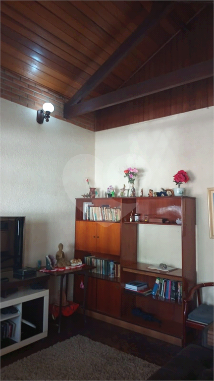CASA TÉRREA SANTA TERESINHA