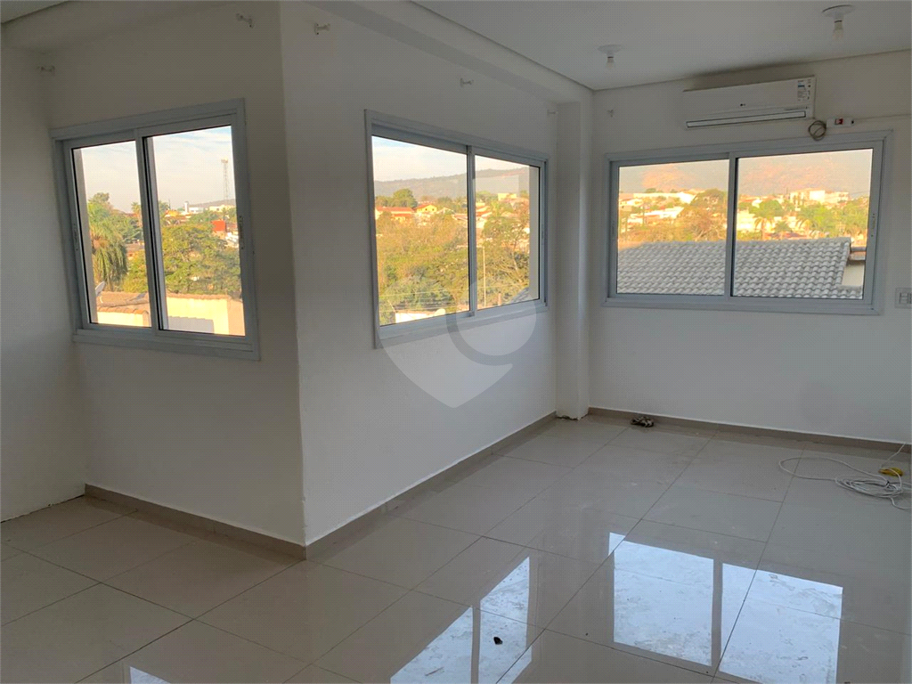 Casa à venda com 4 quartos, 210m² - Foto 47