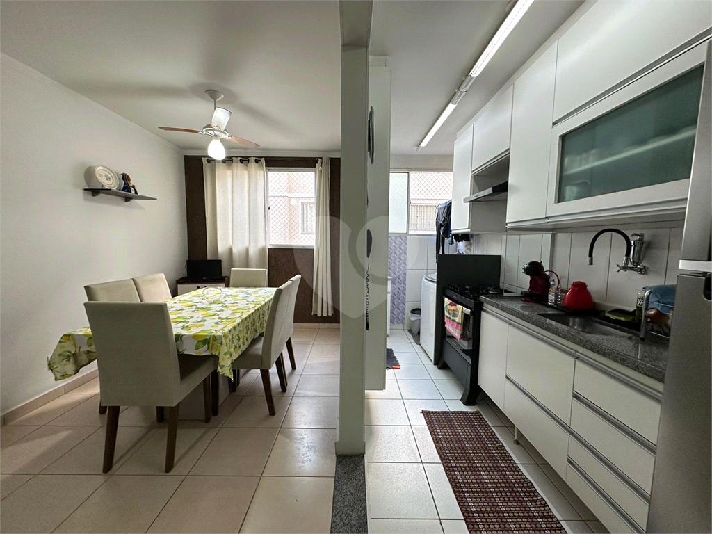 Apartamento à venda com 3 quartos, 130m² - Foto 4