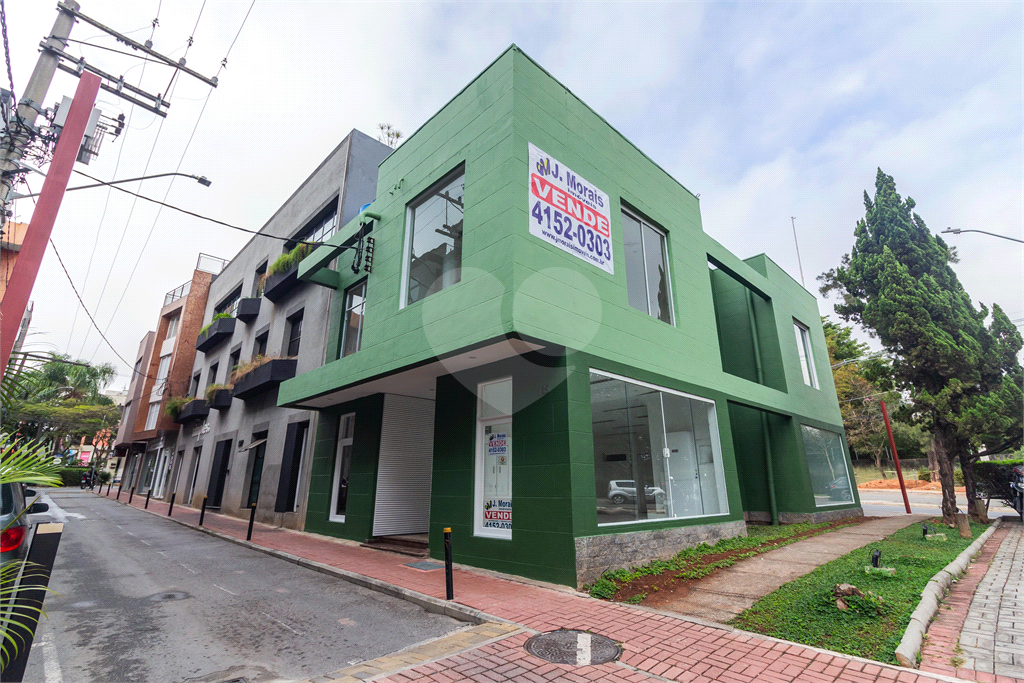 Sobrado comercial para venda em Alphaville, centro comercial!