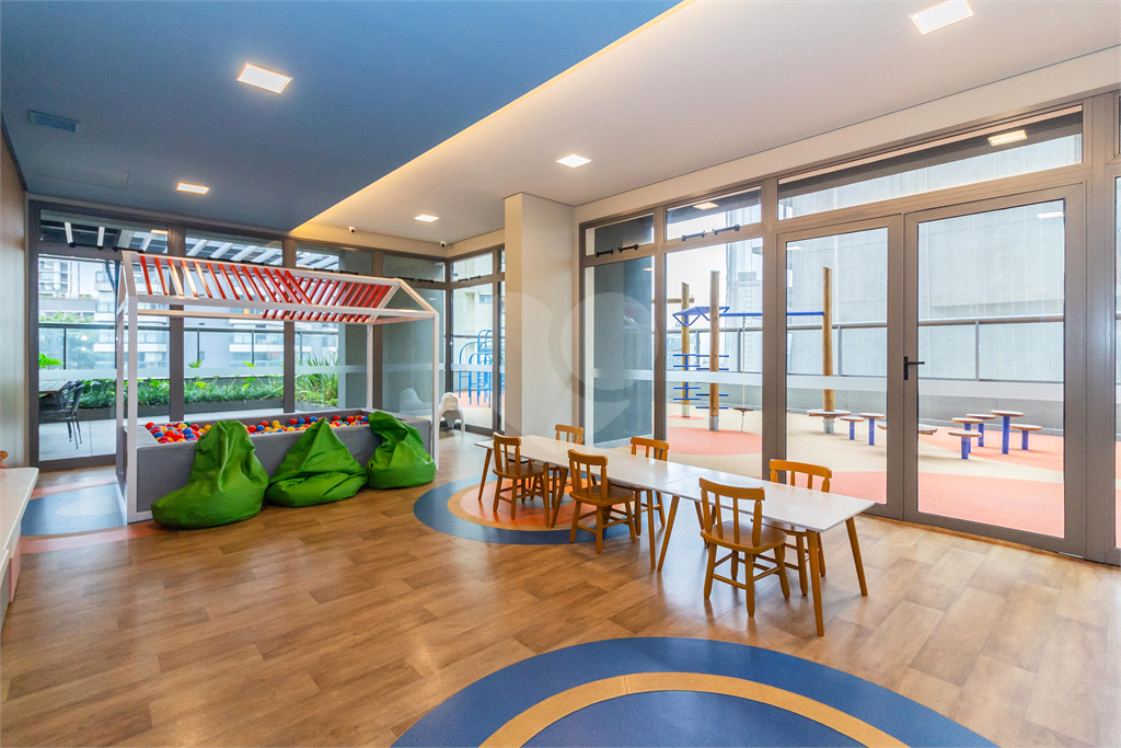Apartamento para venda, com 2 quartos, 70 m, novo, mobiliado, 1 vaga na Vila Madalena