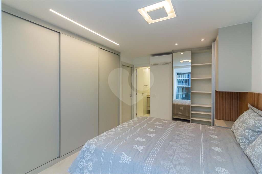 Apartamento para venda, com 2 quartos, 70 m, novo, mobiliado, 1 vaga na Vila Madalena