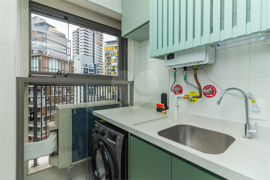 Apartamento para venda, com 2 quartos, 70 m, novo, mobiliado, 1 vaga na Vila Madalena