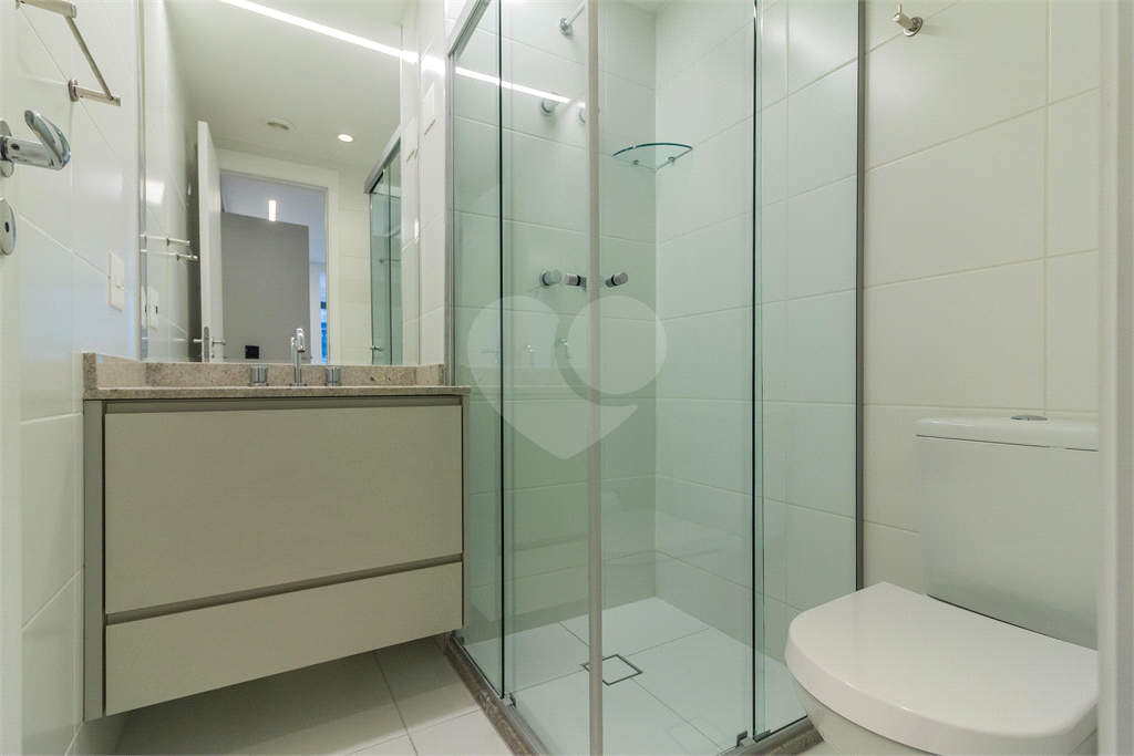 Apartamento para venda, com 2 quartos, 70 m, novo, mobiliado, 1 vaga na Vila Madalena