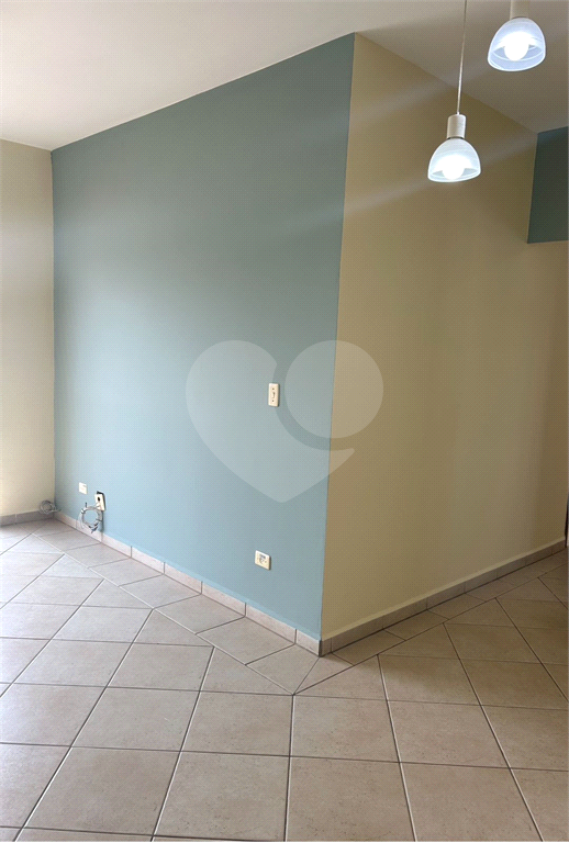 Apartamento à venda com 2 quartos, 65m² - Foto 4