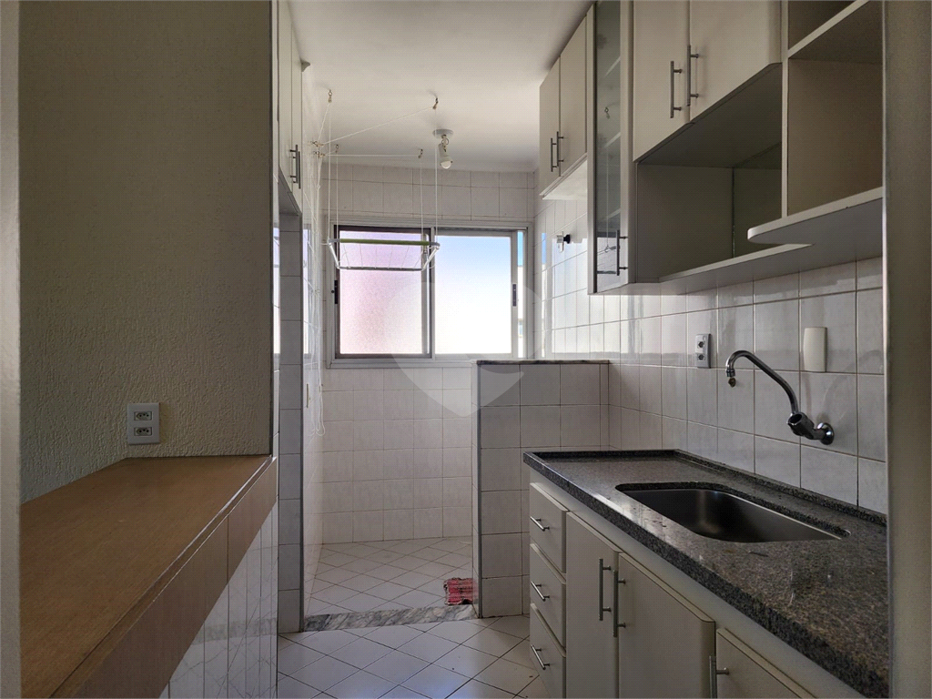 Apartamento à venda com 2 quartos, 69m² - Foto 17