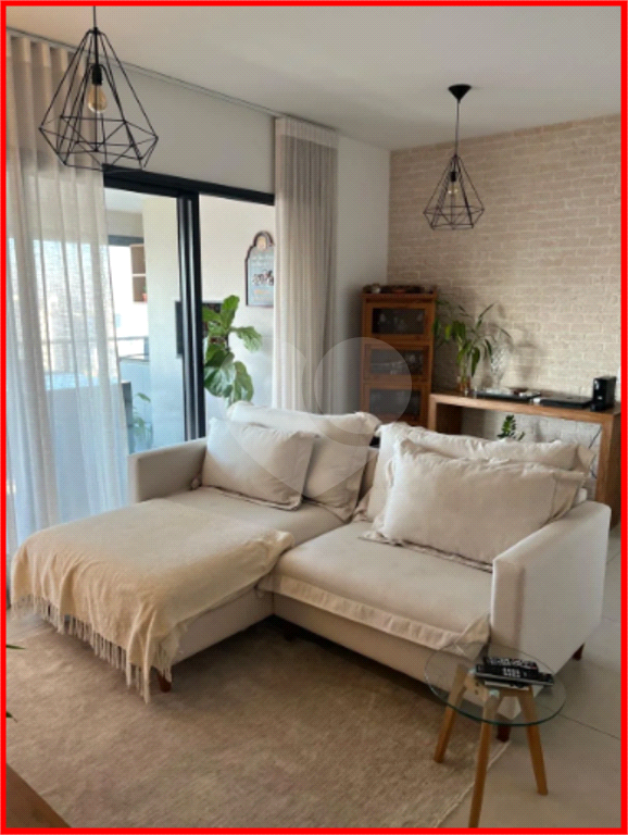 APARTAMENTO em PINHEIROS