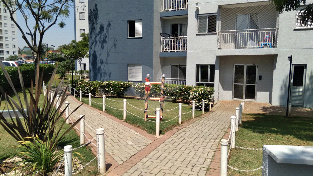APARTAMENTO em ITAQUERA