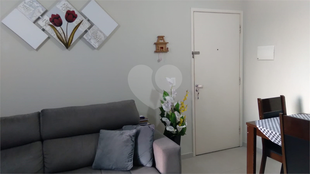APARTAMENTO em ITAQUERA