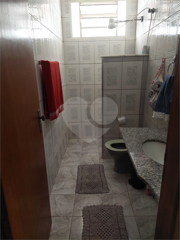 Casa à venda com 3 quartos, 129m² - Foto 2