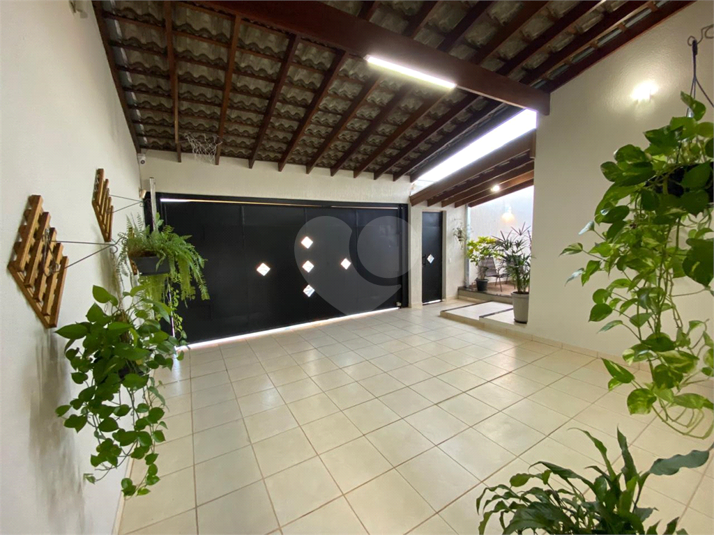 Casa à venda com 3 quartos, 198m² - Foto 30