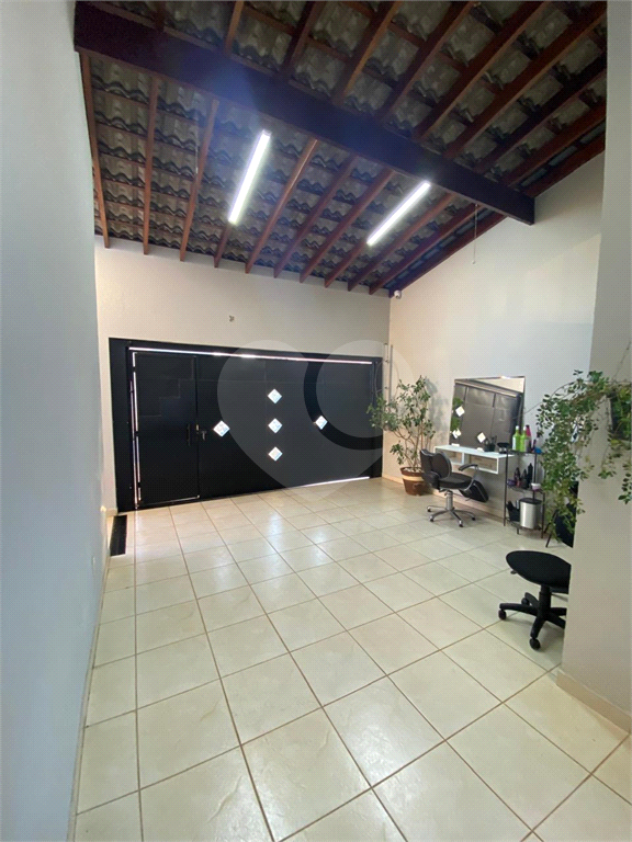 Casa à venda com 3 quartos, 198m² - Foto 31