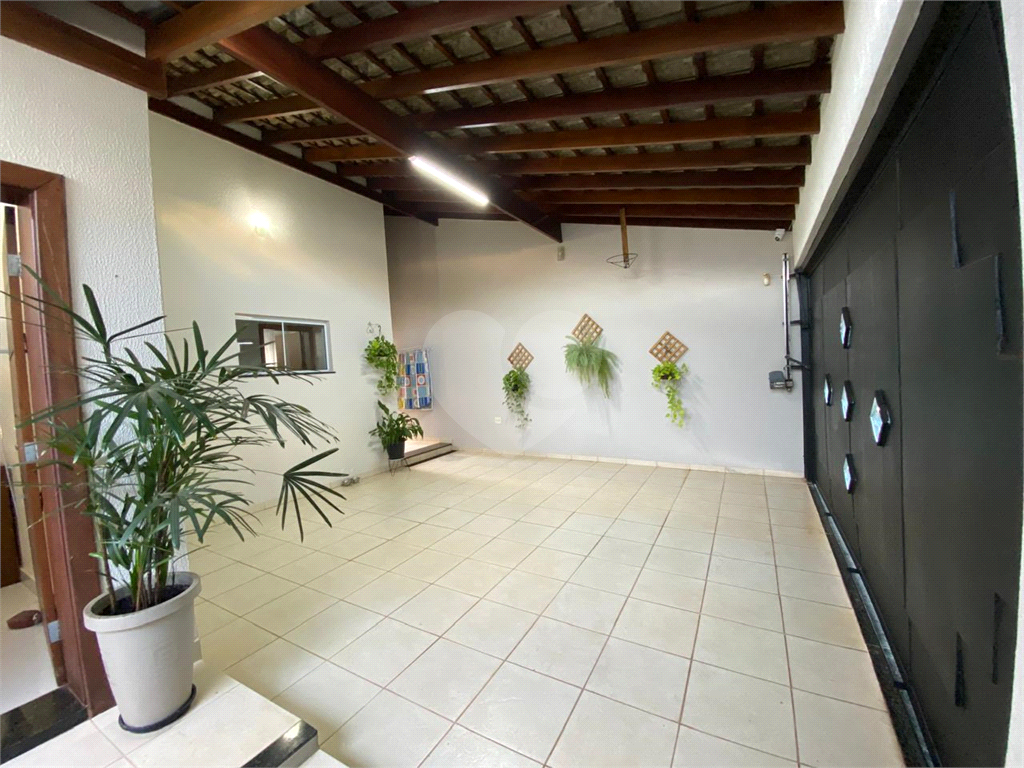 Casa à venda com 3 quartos, 198m² - Foto 34