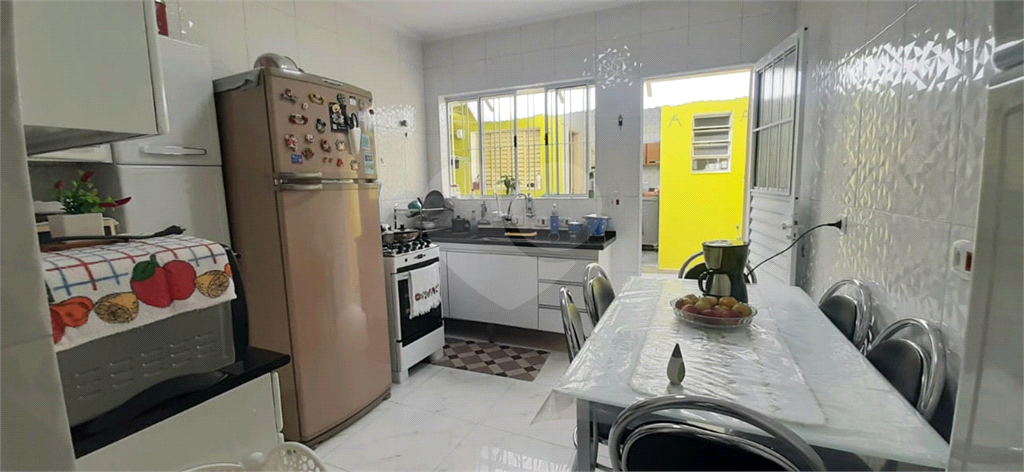 Sobrado à venda com 2 quartos, 126m² - Foto 15