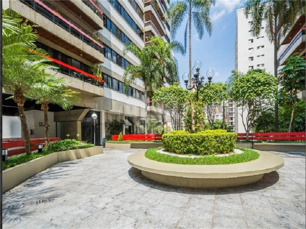 Apartamento em Perdizes com 113m² - 4 dorm sendo 2 suítes 2 vagas lazer completo