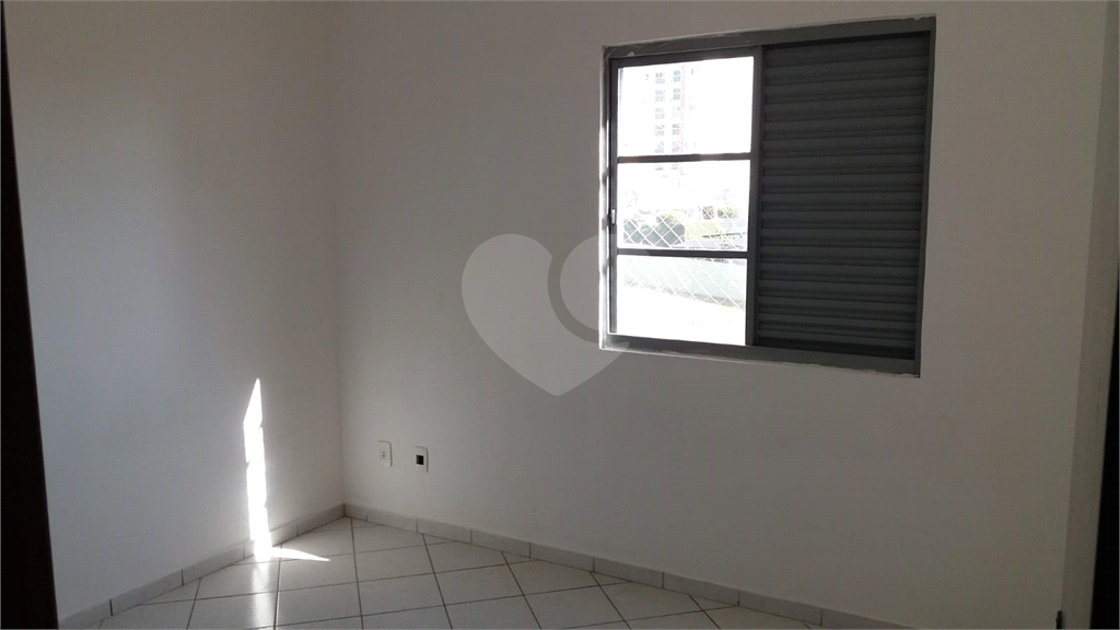 Apartamento à venda com 3 quartos, 65m² - Foto 26