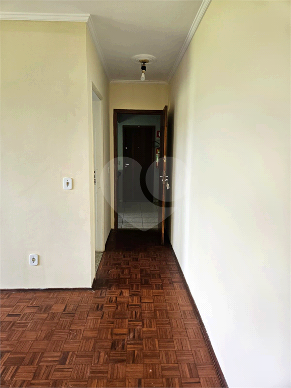 Apartamento à venda com 2 quartos, 60m² - Foto 6