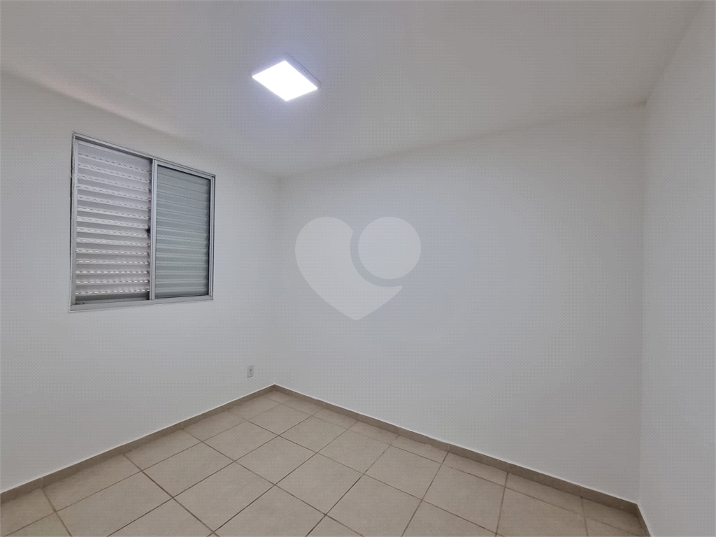 Apartamento à venda com 2 quartos, 45m² - Foto 11