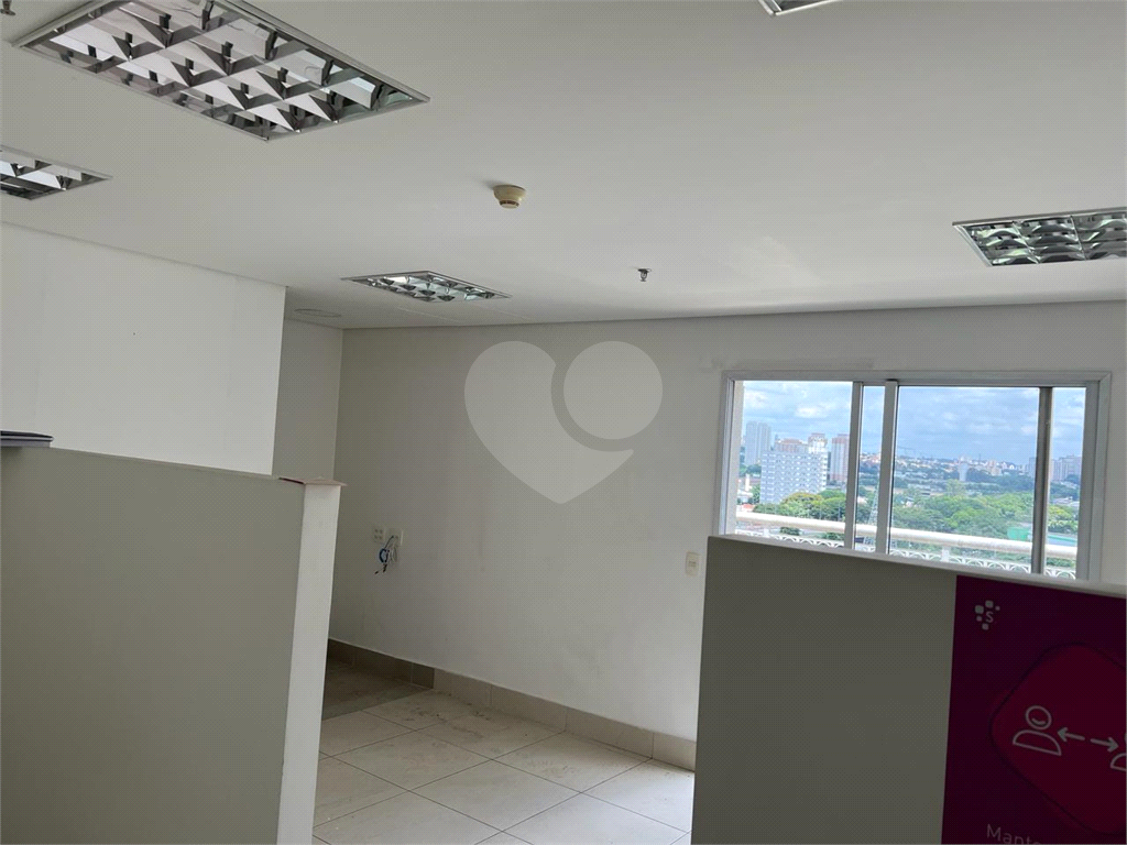 SALAS em VILA LEOPOLDINA