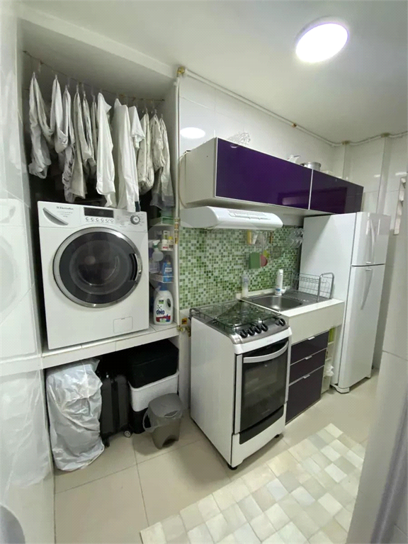 APTO  COM 1 DORM REPÚBLICA
