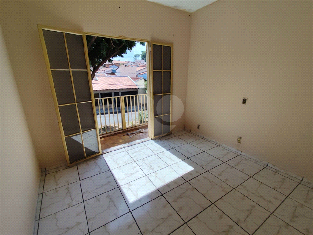 Sobrado à venda com 3 quartos, 190m² - Foto 3