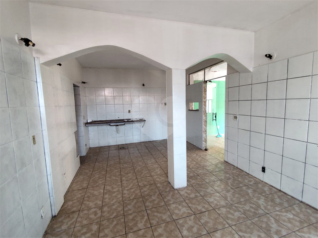 Sobrado à venda com 3 quartos, 190m² - Foto 22