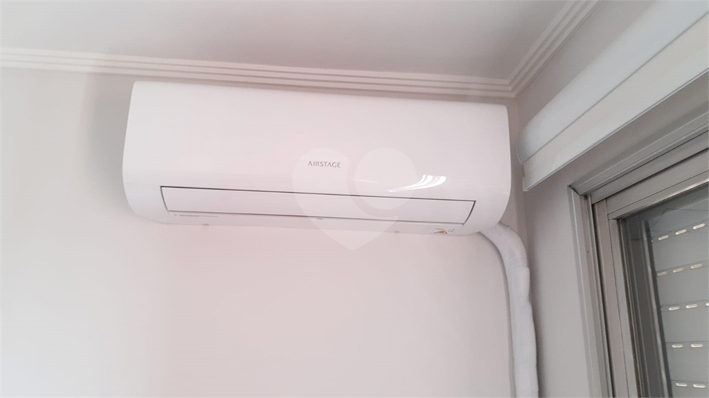 APARTAMENTO SEMI MOBILIADO