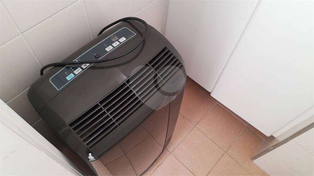 APARTAMENTO SEMI MOBILIADO