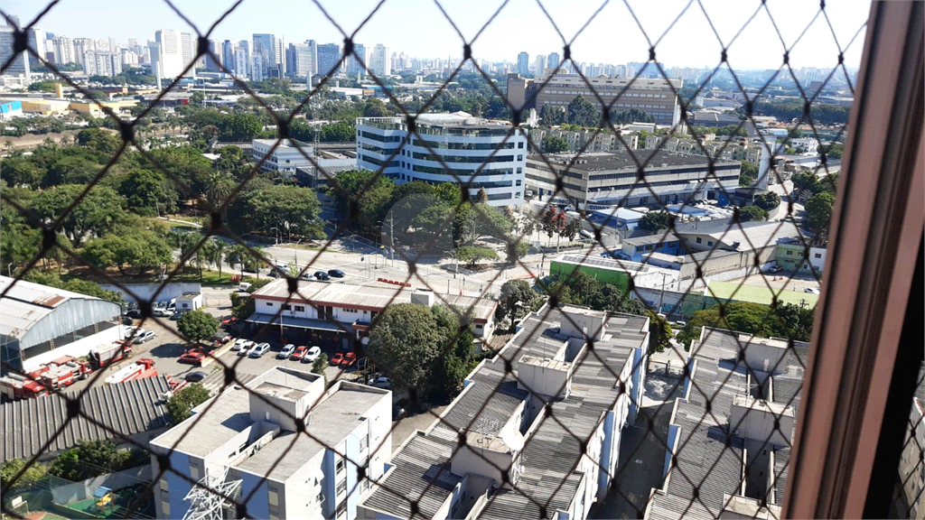 APARTAMENTO SEMI MOBILIADO