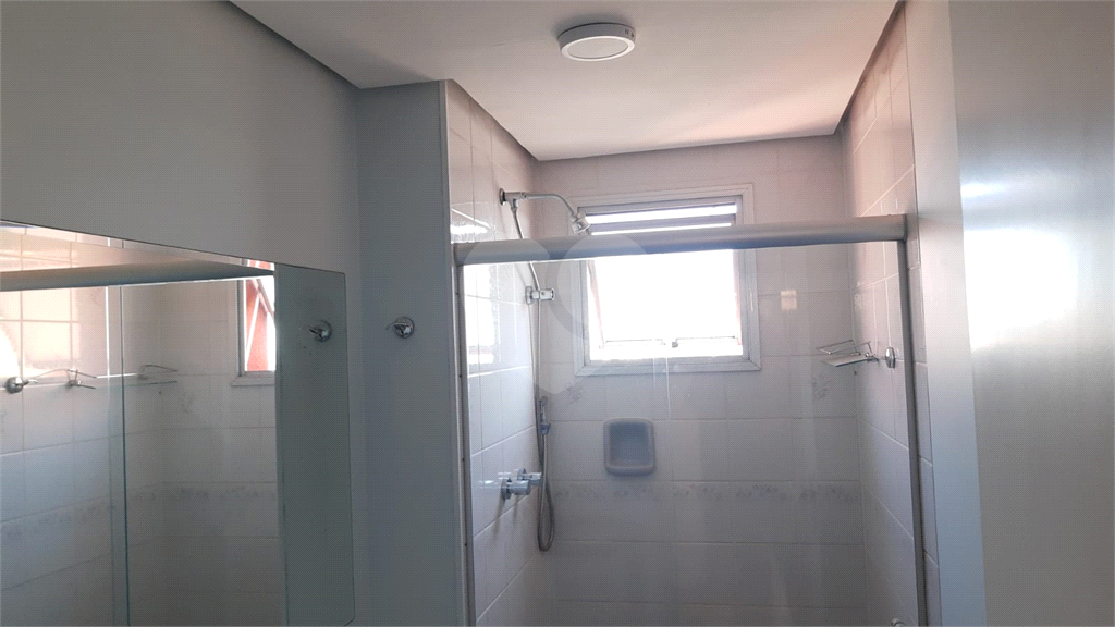 APARTAMENTO SEMI MOBILIADO