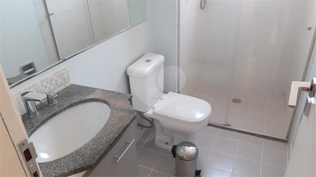 APARTAMENTO SEMI MOBILIADO