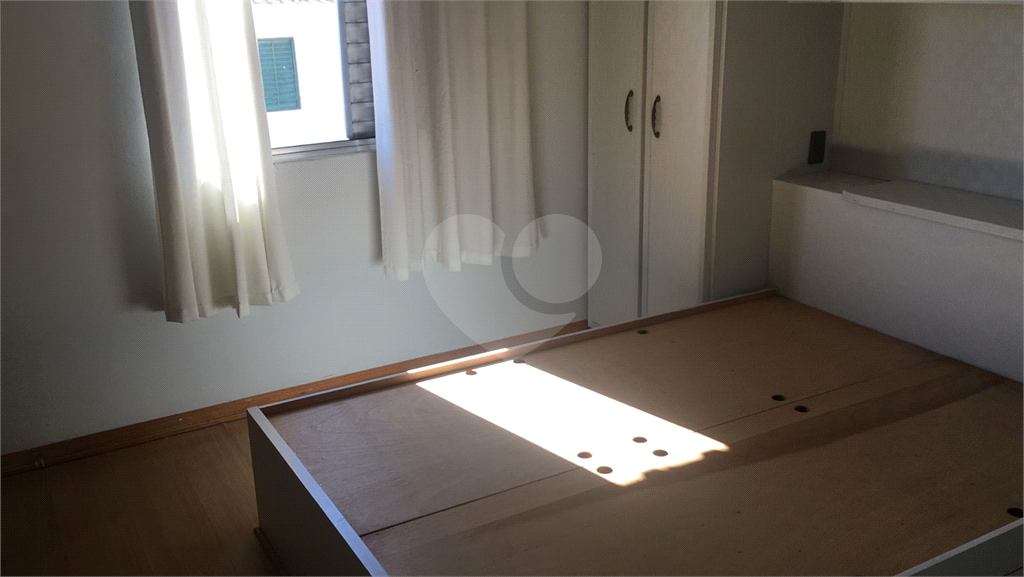SOBRADO / CONDOMINIO FECHADO