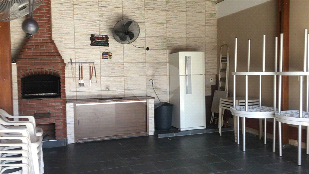 SOBRADO / CONDOMINIO FECHADO